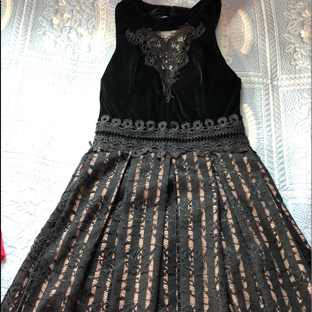 Black midi sexy dress